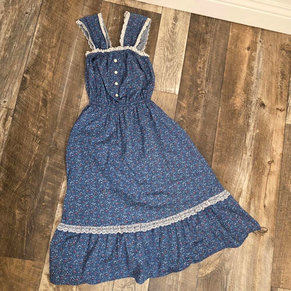 Vintage Prairie Dress Blue Floral Lace Trim Cottage Midi Dress Mirco Dark Floral - Picture 7 of 8